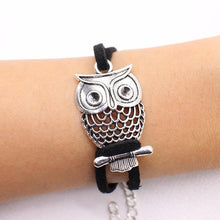 Load image into Gallery viewer, Tree of Life Triangle Leather Bracelet