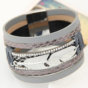 Lovely Alloy Feather Leaves Bracelet