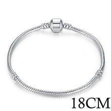 Load image into Gallery viewer, LOVE Snake Chain Bracelet