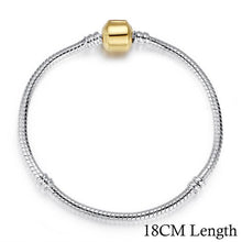 Load image into Gallery viewer, LOVE Snake Chain Bracelet