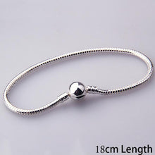 Load image into Gallery viewer, LOVE Snake Chain Bracelet