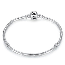 Load image into Gallery viewer, LOVE Snake Chain Bracelet