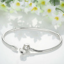 Load image into Gallery viewer, LOVE Snake Chain Bracelet