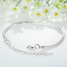 Load image into Gallery viewer, LOVE Snake Chain Bracelet